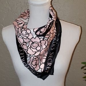 NWT Victoria's Secret Scarf